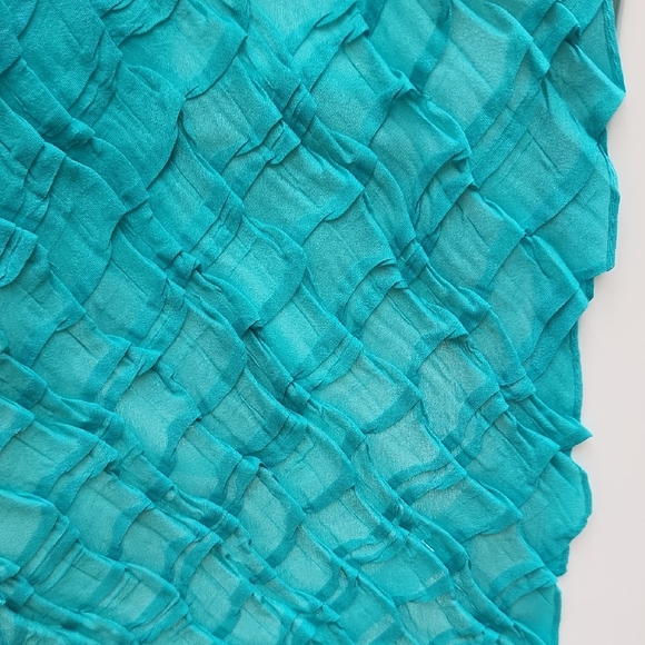 Turquoise Ruffled Scarf - Picture 4 of 4